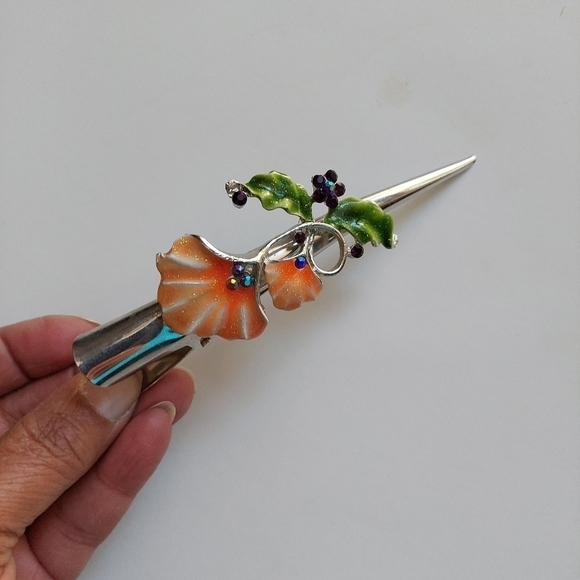 Lovely Floral Enamel 5" Hair Clip - Picture 2 of 8